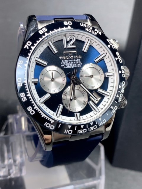 新品 TECHNOS テクノス 腕時計 正規品 アナログ腕時計 クオーツ カレンダー クロノグラフ 10気圧防水 ラバーベルト ブルー プレゼント_画像2
