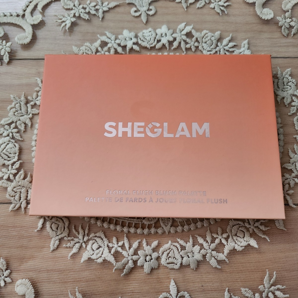 SHEGLAM シーグラム　パウダーチーク6カラーパレット　マットタイプ
