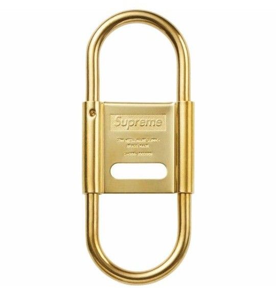 Supreme / CDW Delta Carabiner "Gold"シュプリーム デルタ カラビナ "ゴールド