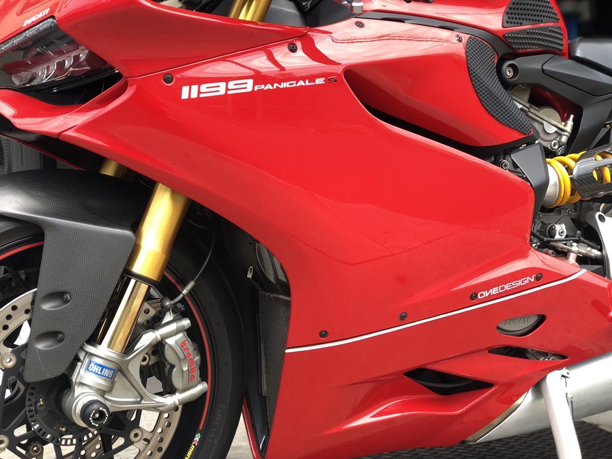 デスモ済み！ドゥカティ　DUCATI 1199パニガーレS　美車！車検あり！走行動画あり！実走行27.000キロ　S1000RR R1 CBR GSX ZX10R アグスタ_画像4