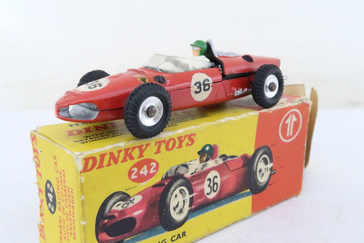 DINKY TOYS FERRARI 156 F1 フェラーリ 難有 箱付 1/43 イギリス製 ヨコ_各部ペイント