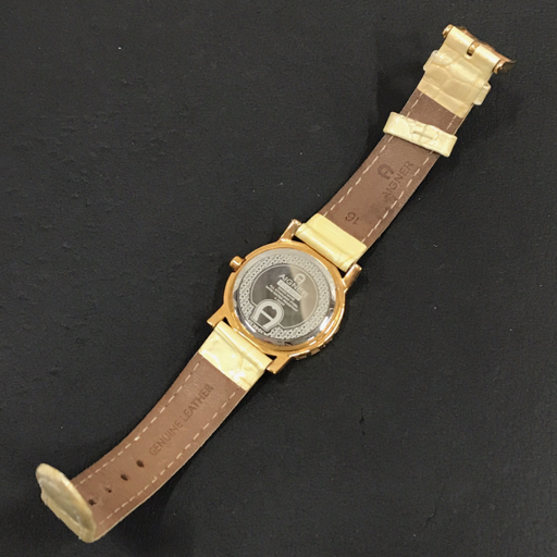 アイグナー CORTINA シェル文字盤 クォーツ 腕時計 レディース 純正ベルト 付属品有 ファッション小物 AIGNER A10810_画像5