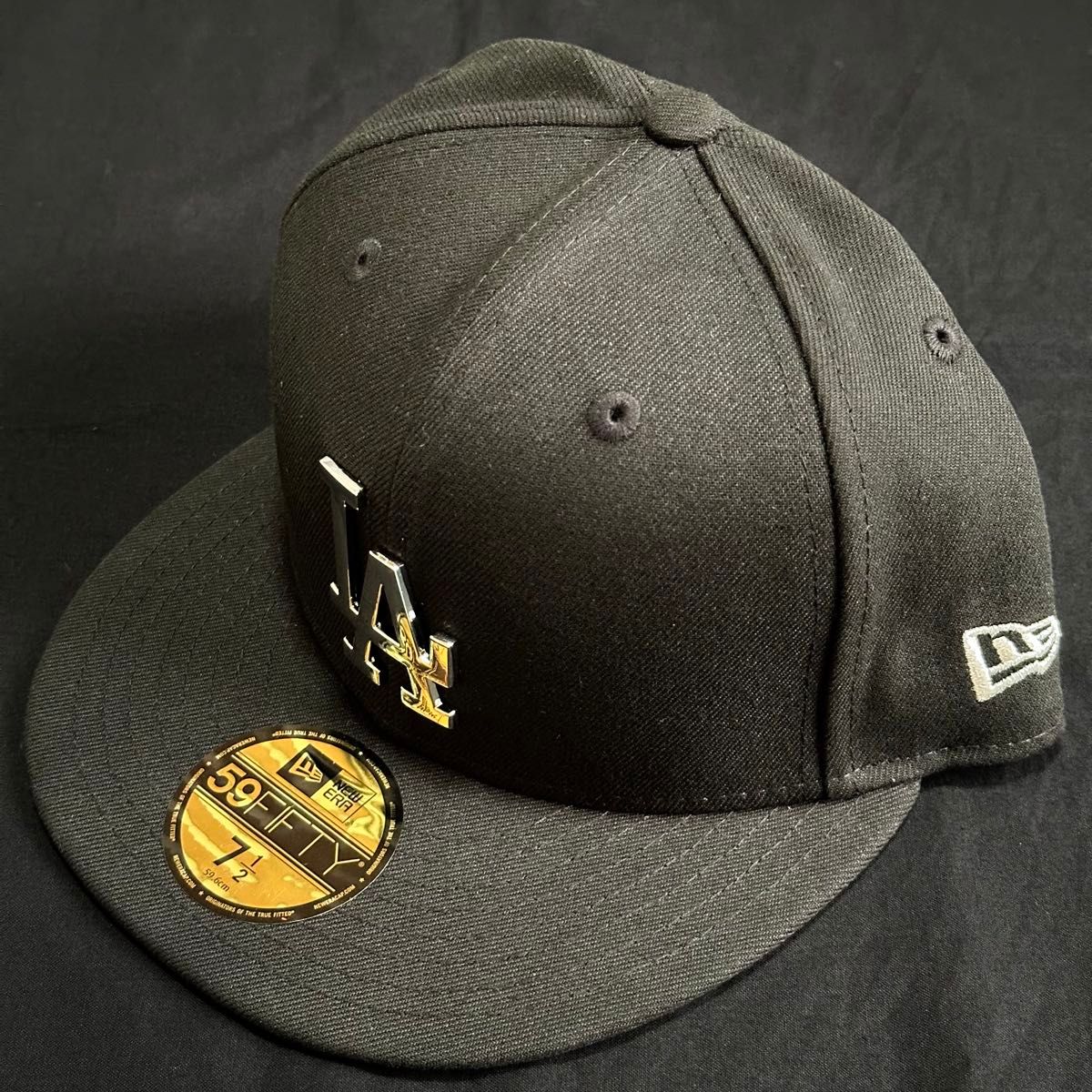 日本未発売】 NEWERA ドジャース キャップ 71/2 メタル 新品未 日本未発売】 NEWERA ドジャース キャップ 71/2 メタル 新品未