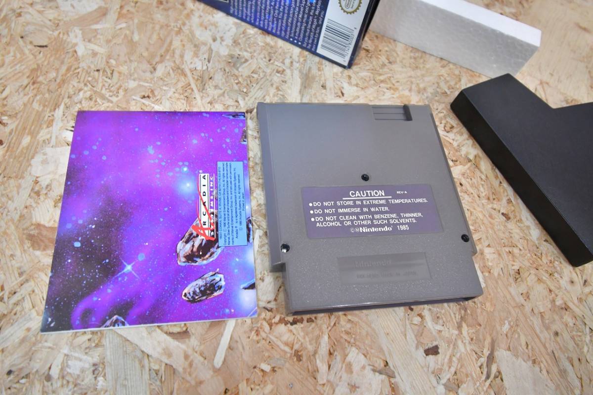 Yahoo!オークション - レトロ 当時物 北米版 NES ファミコン Yahoo!オークション - レトロ 当時物 北米版 NES ファミコン