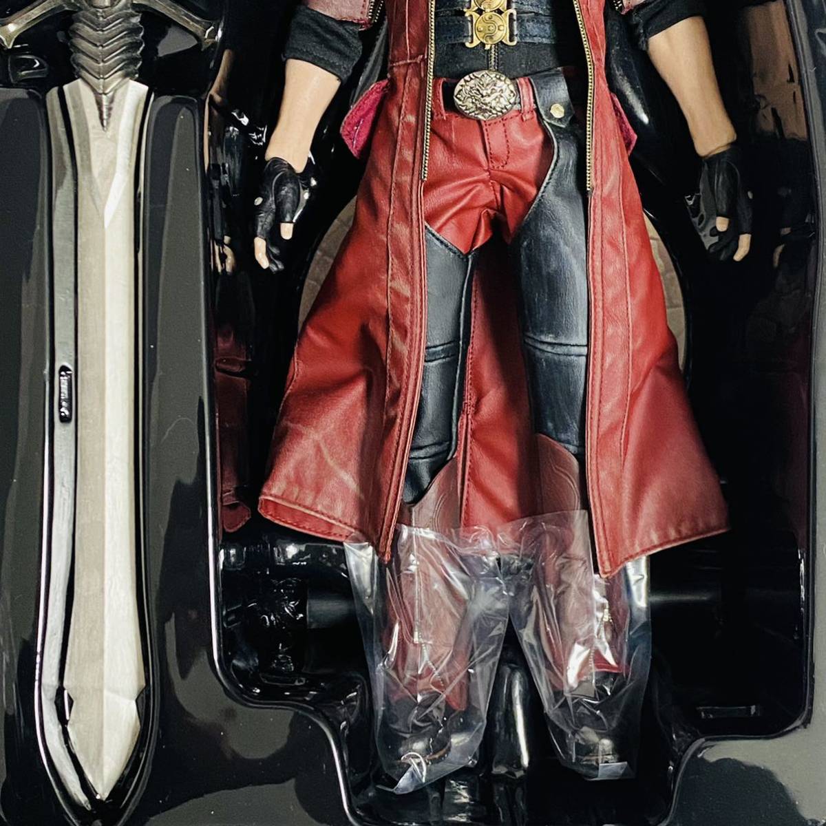 【美品】ASMUS TOYS アスモストイズ 1/6 コレクティブルアクションフィギュア DEVIL MAY CRY デビルメイクライ DANTE ダンテ 欠品有り_画像4