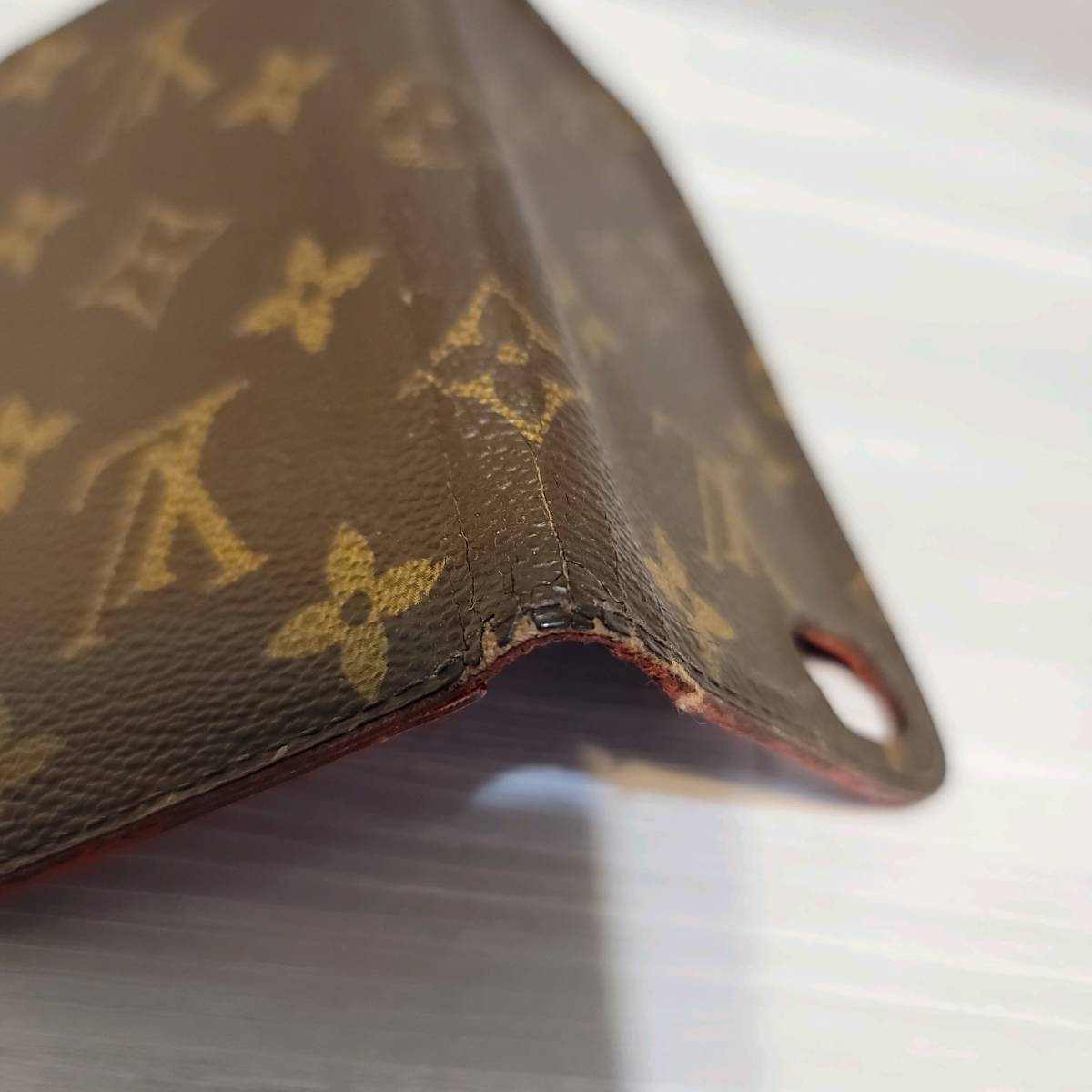 2168 即決 LOUIS VUITTON ルイヴィトン アイフォン iPhone7 iPhone8 SE フォリオ レザー スマホ カバー モノグラム レッド系 スマホケース_画像5