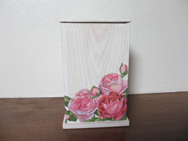ハンドメイド：デコパージュ＊＊木製小さなゴミ箱（バラの花束）_画像2