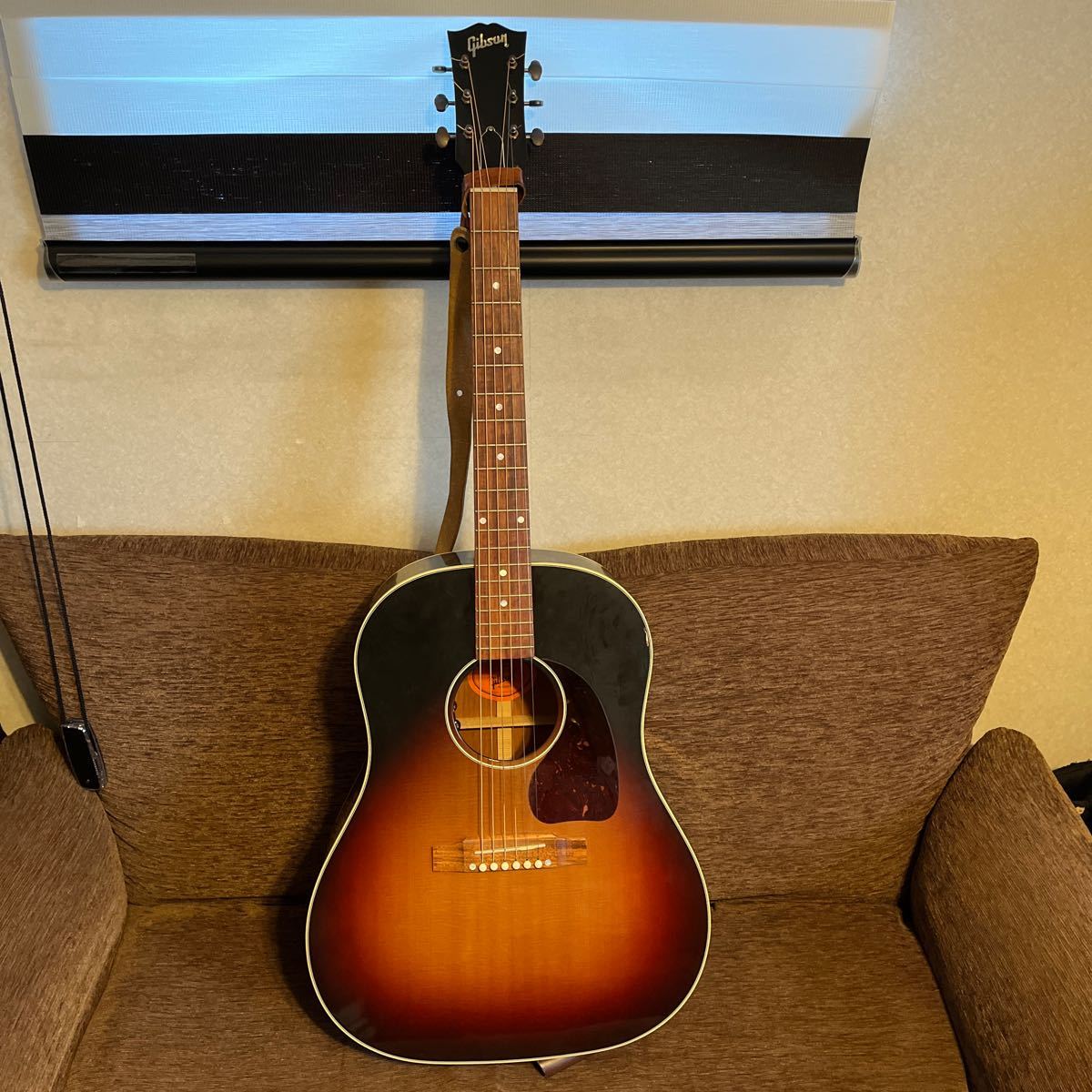Gibson J-45 DELUXE アコースティックギター ソフトケース入り_画像1