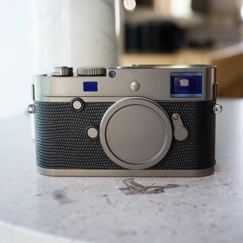 147600円 LEICA M-P 限定 チタン Titan EVF 予備バッテリー付き 147600円 LEICA M-P 限定 チタン Titan EVF 予備バッテリー付き