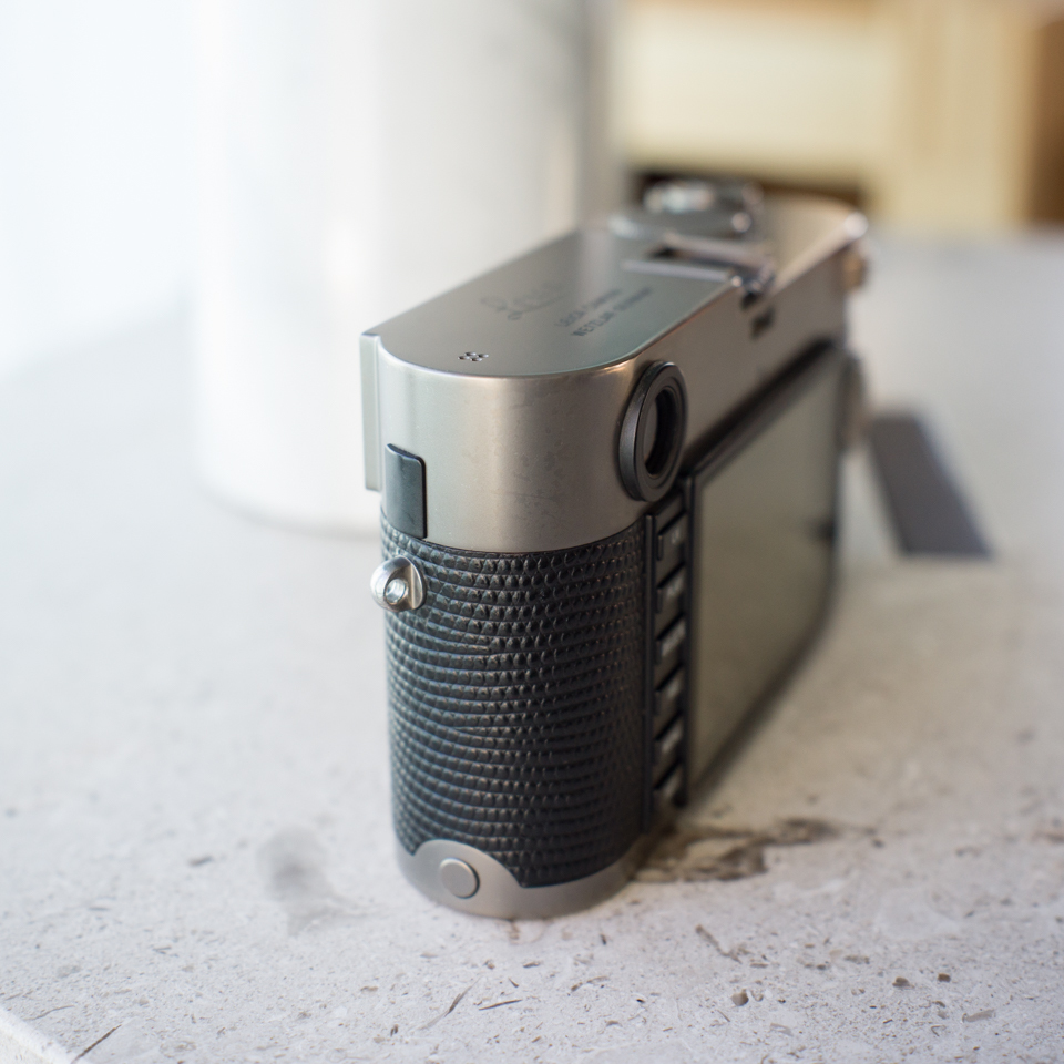 147600円 LEICA M-P 限定 チタン Titan EVF 予備バッテリー付き 147600円 LEICA M-P 限定 チタン Titan EVF 予備バッテリー付き