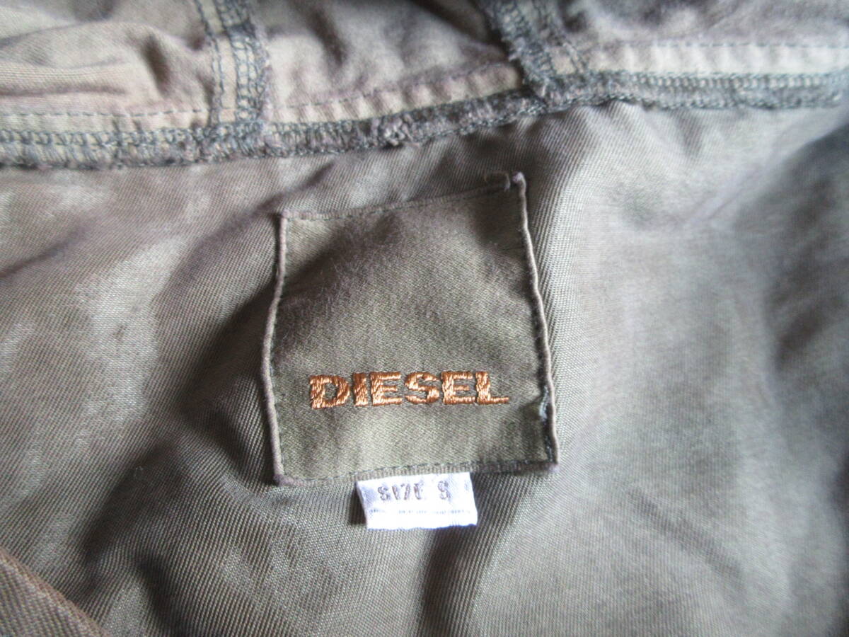 DIESEL　フード付き　上着　サイズS★A-29_画像3