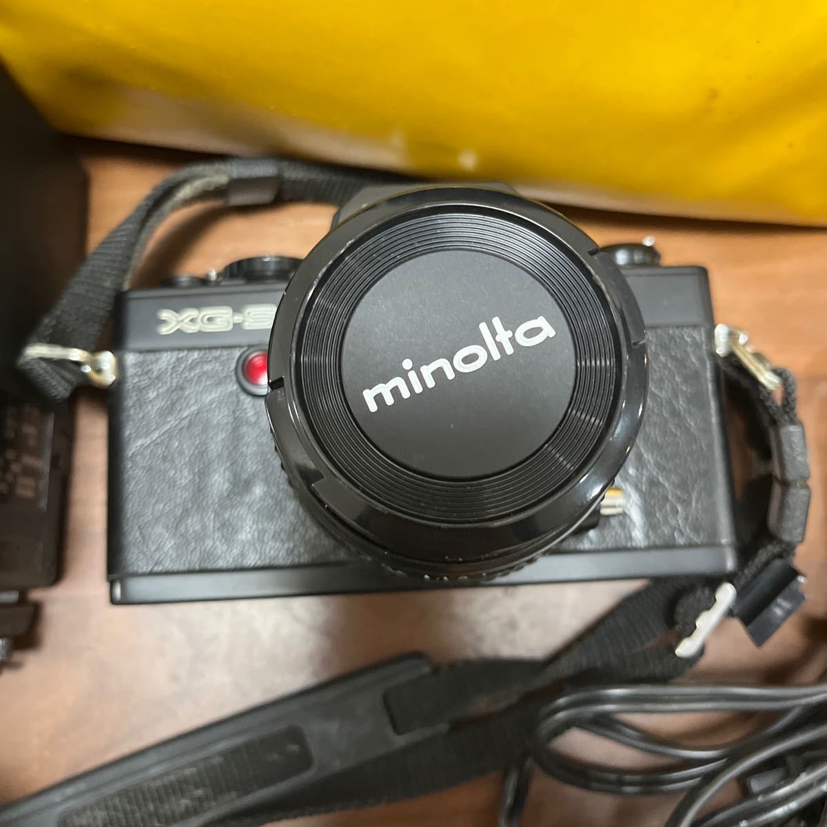 MINOLTA ミノルタカメラ　xg-s レンズ　動作未確認　auto32 sunpak セット_画像2