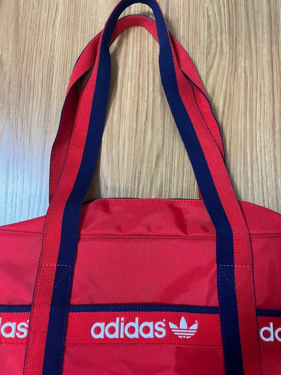 中古品　adidas トートバッグ　スポーツバッグ　スクールバッグ　ヴィンテージ　レトロ　80's