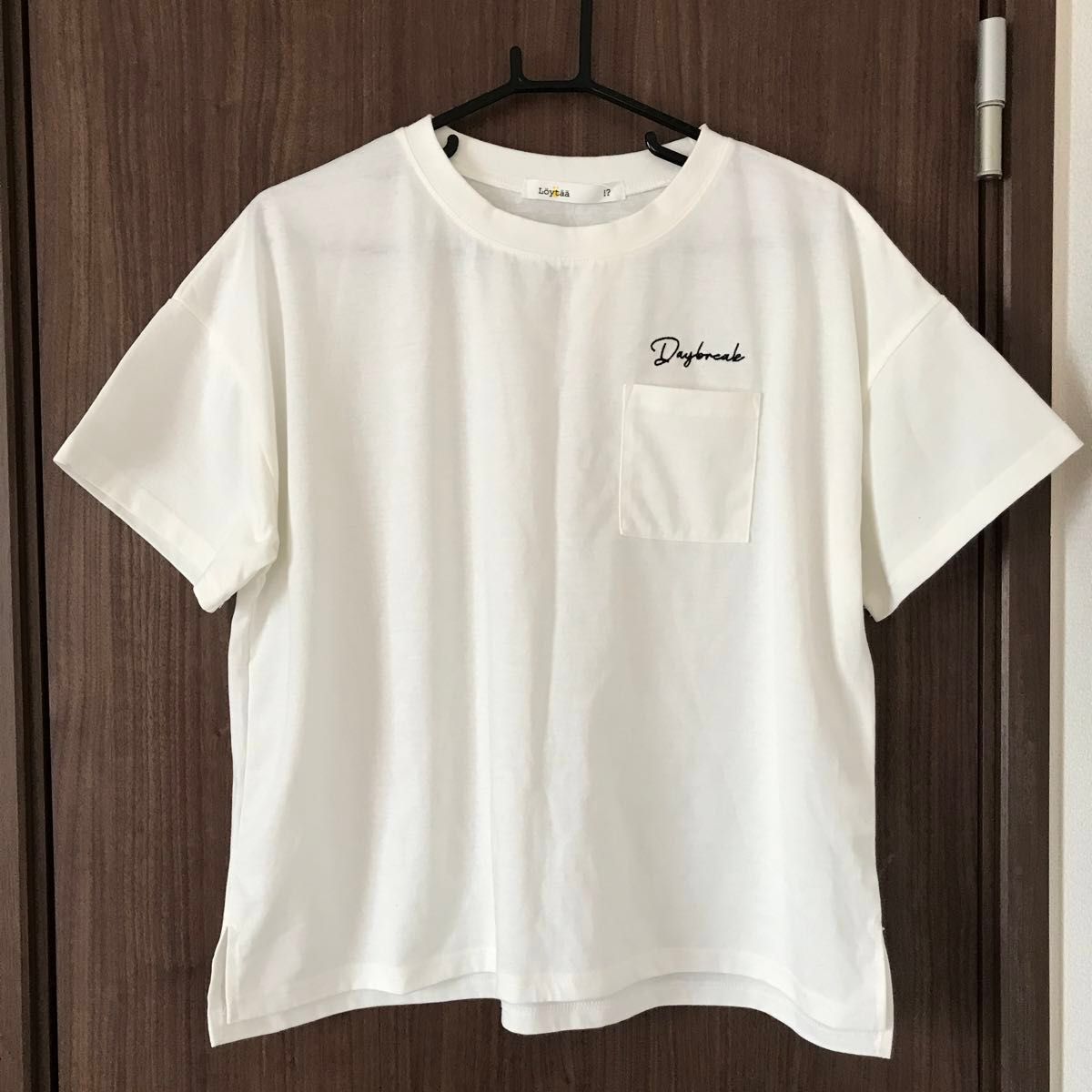 ロゴ刺繍ポケ付きBIGT Tシャツ 半袖 ホワイト