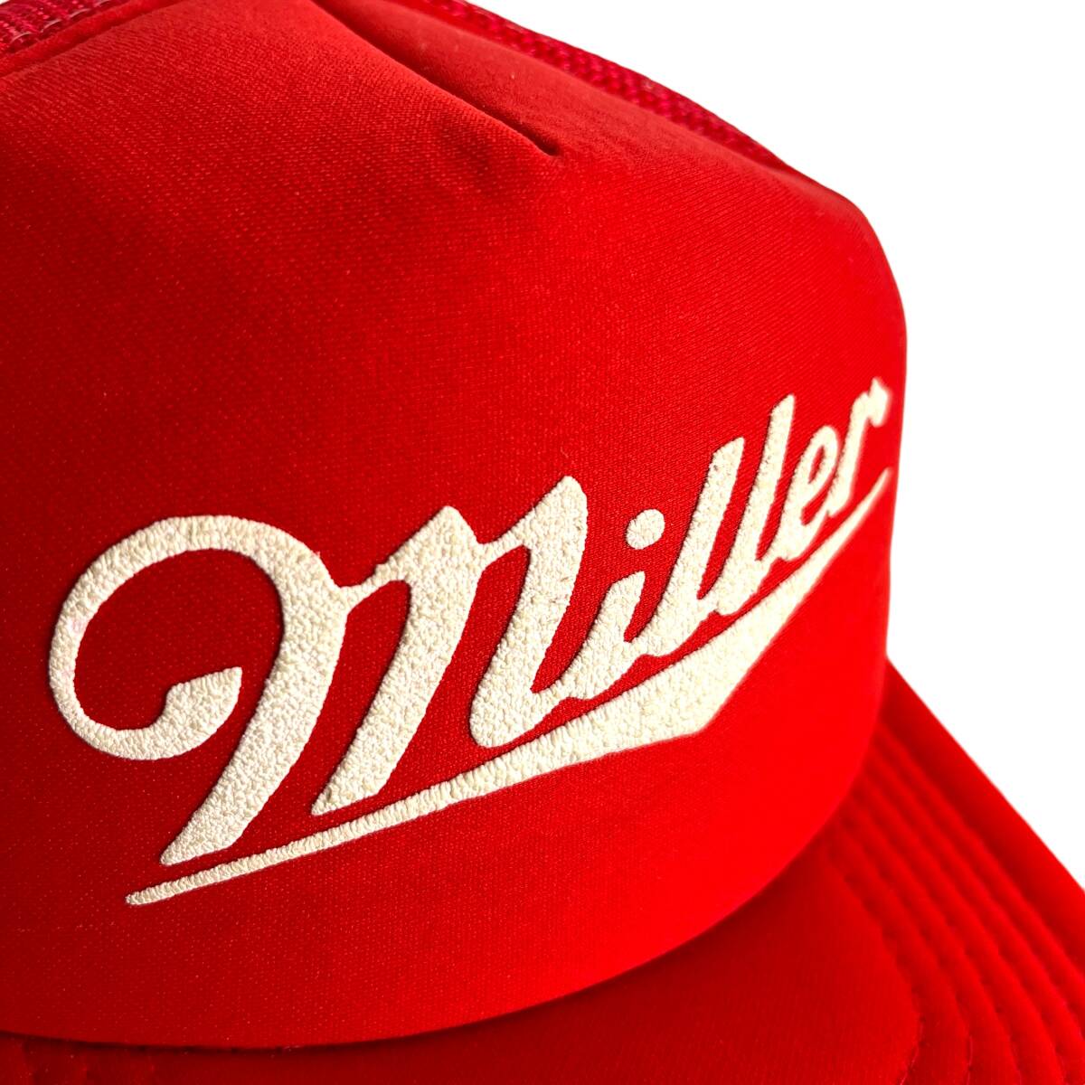 【キャップ / 帽子】Miller Beer (ミラー)　ビンテージ　メッシュキャップ　ラバープリント　Sportcap製　レッド　赤　ホワイト　白　古着_画像2