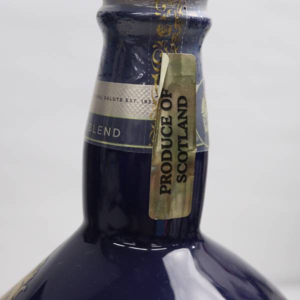 ROYAL SALUTE（ロイヤルサルート）21年 シグネチャーブレンド 40％ 700ml 青陶器（重量 1417g）U24B090017_画像7