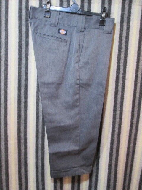 古着　Dickies ディッキーズ（Lサイズ）メンズ七分丈パンツ チノパン　グレー系