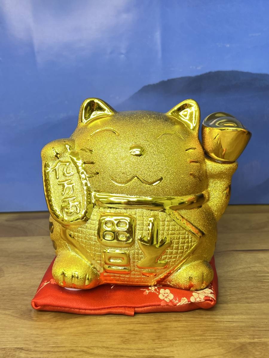 縁起物 招き猫 貯金箱 陶器 金猫 風水 置物 装飾品 飾り 縁起物 招き猫 貯金箱 陶器 金猫 風水 置物 装飾品 飾り