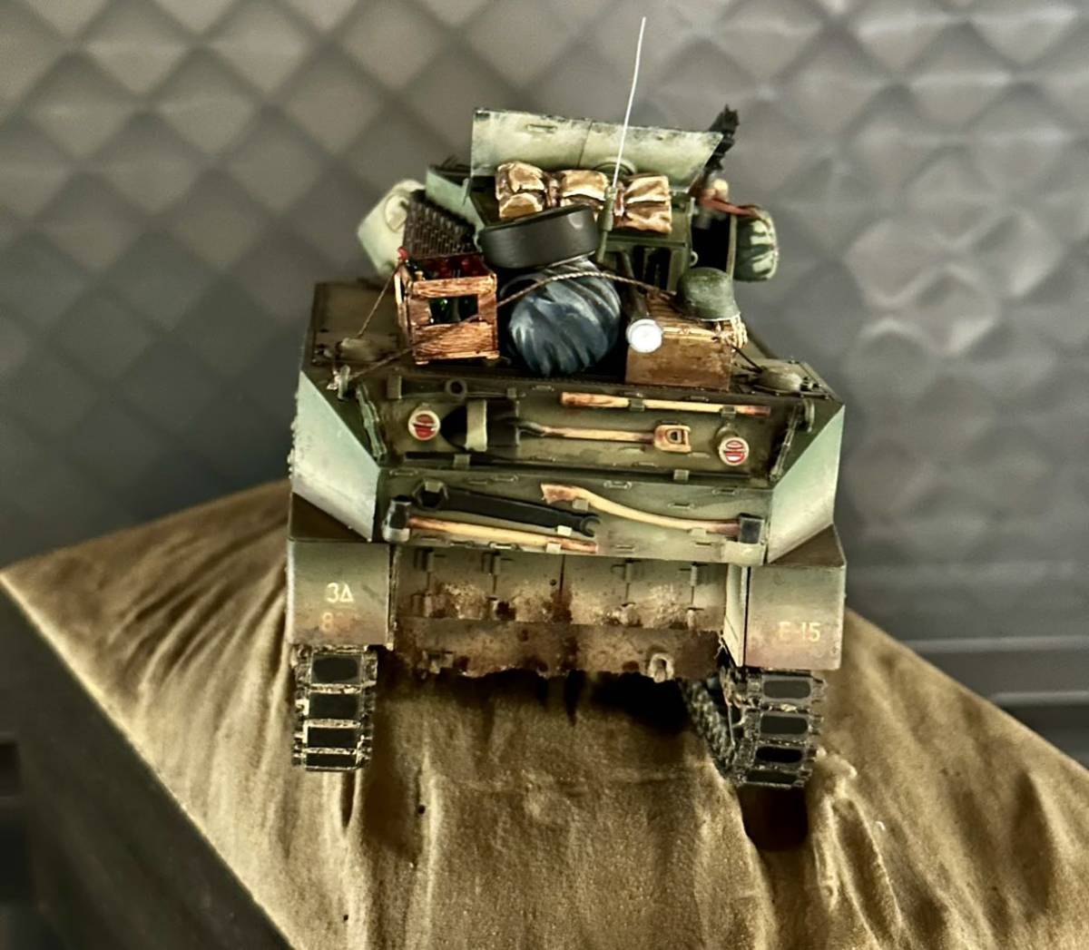 タミヤ 1/35 アメリカ陸軍 軽戦車 M5A1 ヘッジホッグ _画像6