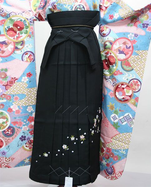 刺繍袴 単品 黒地 袴下87cm 91cm 95cm 卒業式にどうぞ 新品 (株) 安田屋 NO231003-Black