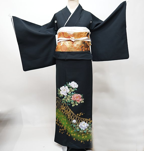  kurotomesode kimono silk full set . three . circle none house . entering small articles till 20 point complete set all ..7 days rental ( stock ) cheap rice field shop NO240226-3R