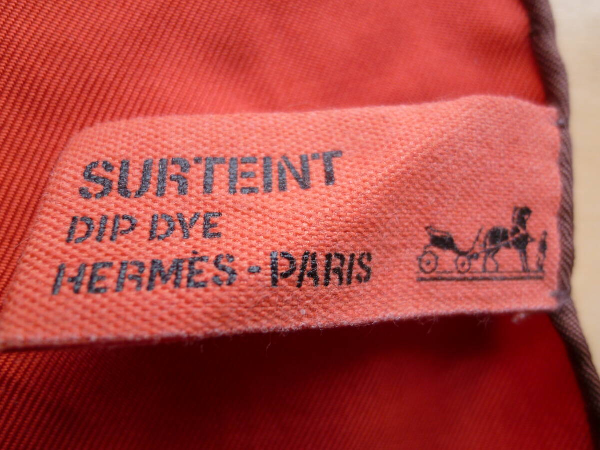エルメス HERMES カレ90 ディップダイ シルクスカーフ HERMS PARIS『 PAVOIS』SURTEINT DIP DYE レッドマルチカラーQUADRIGE スカーフ_画像8