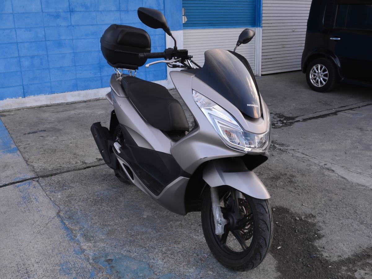 通勤,通学等に 福島 郡山発 HONDA PCX150 JBK-KF18 WW150F シルバー NHB18M 2015年式 実走行900KM!! 150cc ビッグスクーター リアボックス_画像5