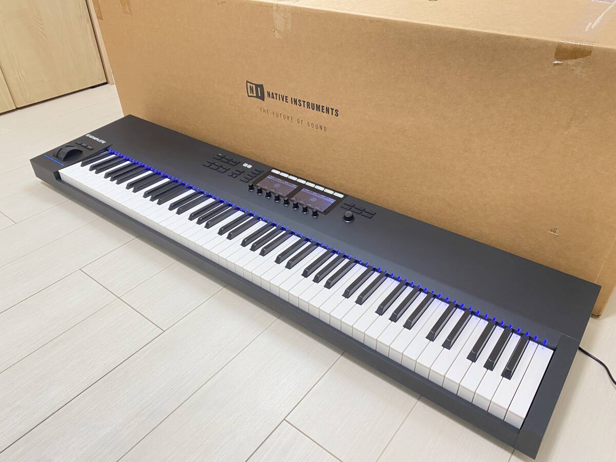 Native Instruments S88 MK2 (88鍵盤) ユーザー登録可　元箱あり　NI　KOMPLETE KONTROL_画像1