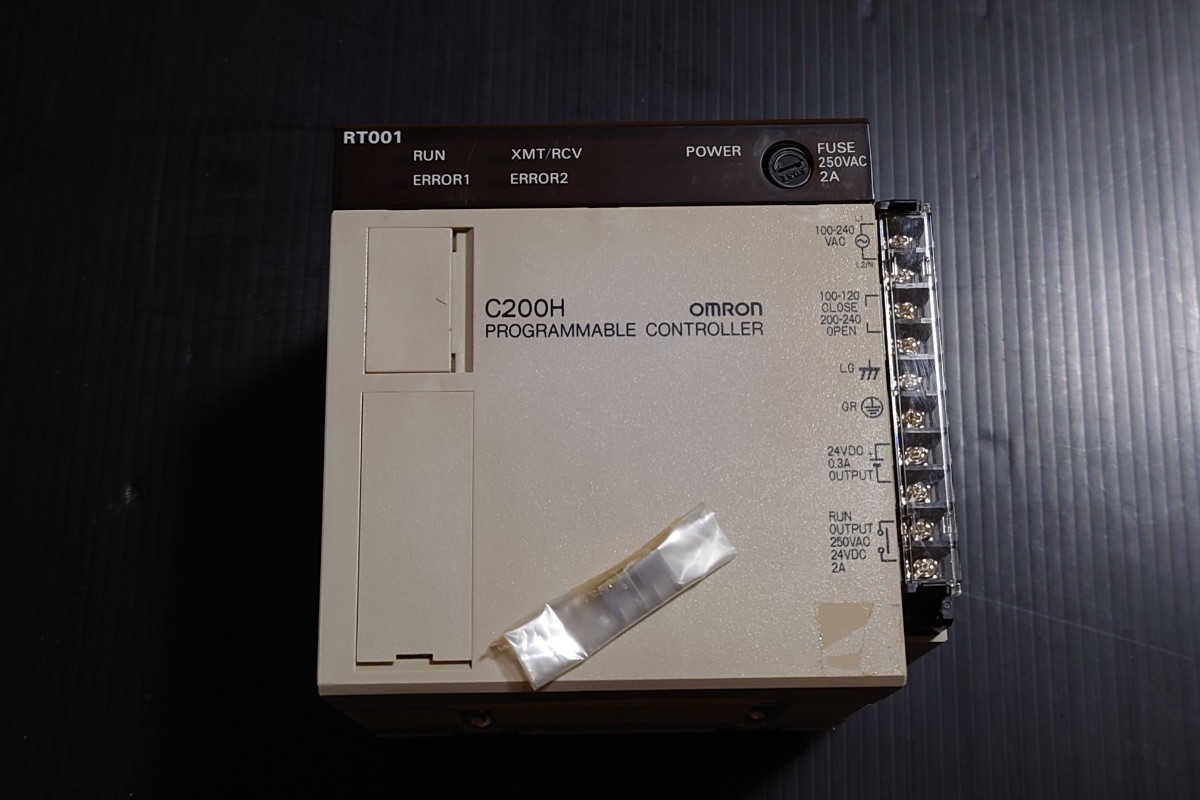 OMRON オムロン C200H-RT001-P 未使用 保管品シーケンサ PLC_画像1