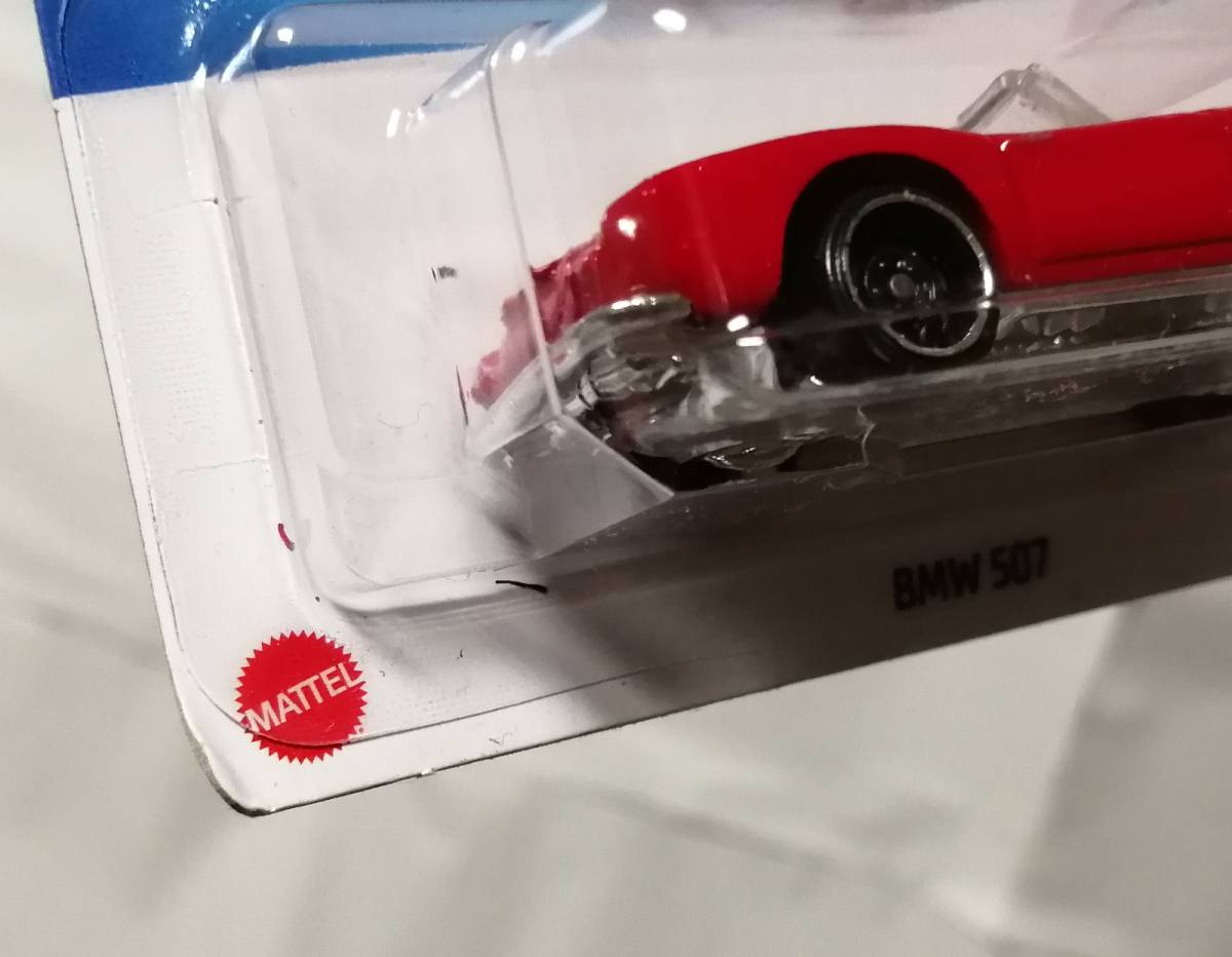 HotWheels KOOL KOMBI,BMW507,POP CULTURE KOOL KOMBI,Barbie The Movie 1956 CORVETTE(ホットウィール、ホットホイール)_色々飛び散っています。