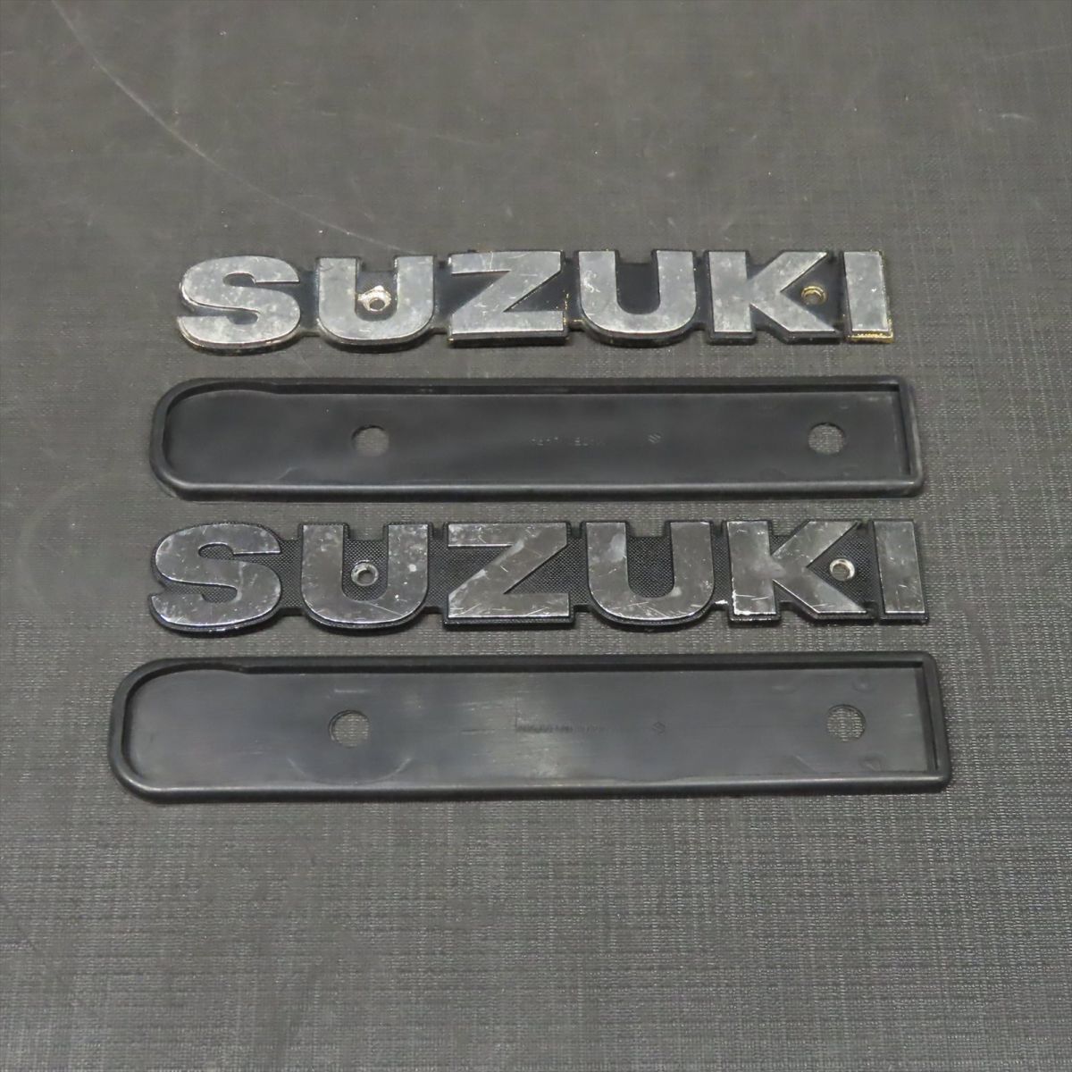 スズキ 純正タンクエンブレム GS400 GS425 GS550 GS750 GSX250 GSX400【060】TMI-B-182_画像2