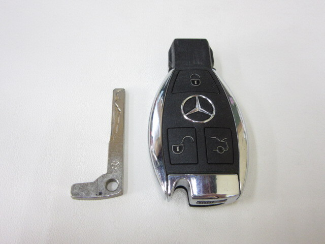 2D459◎Mercedes Benz メルセデスベンツ スマートキー キーレス 自動車用 鍵 3ボタン 計2点セット【送料無料】_画像6