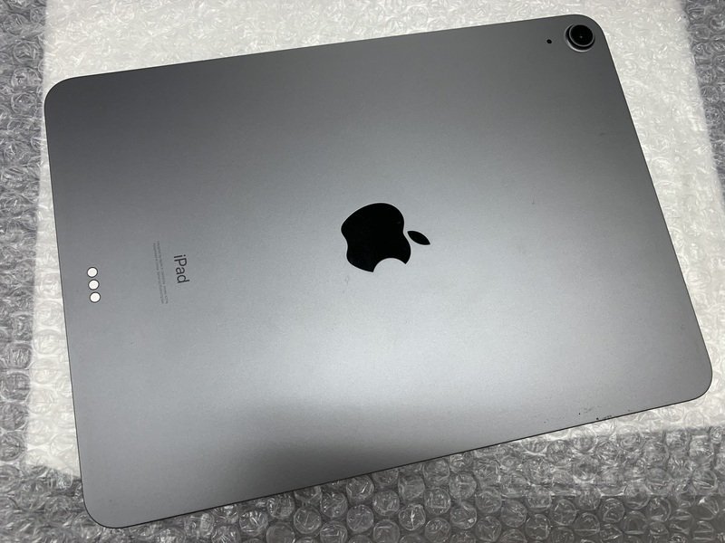 JE573 iPad Air 第4世代 Wi-Fiモデル A2316 スペースグレイ 64GB_画像2