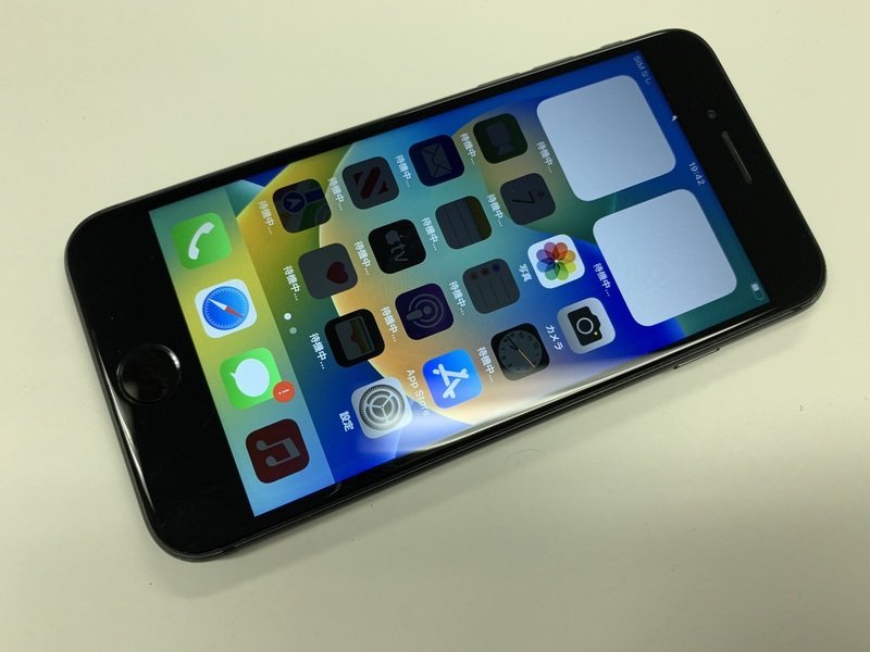 JE751 SIMフリー iPhone8 スペースグレイ 64GB ジャンク ロックOFF