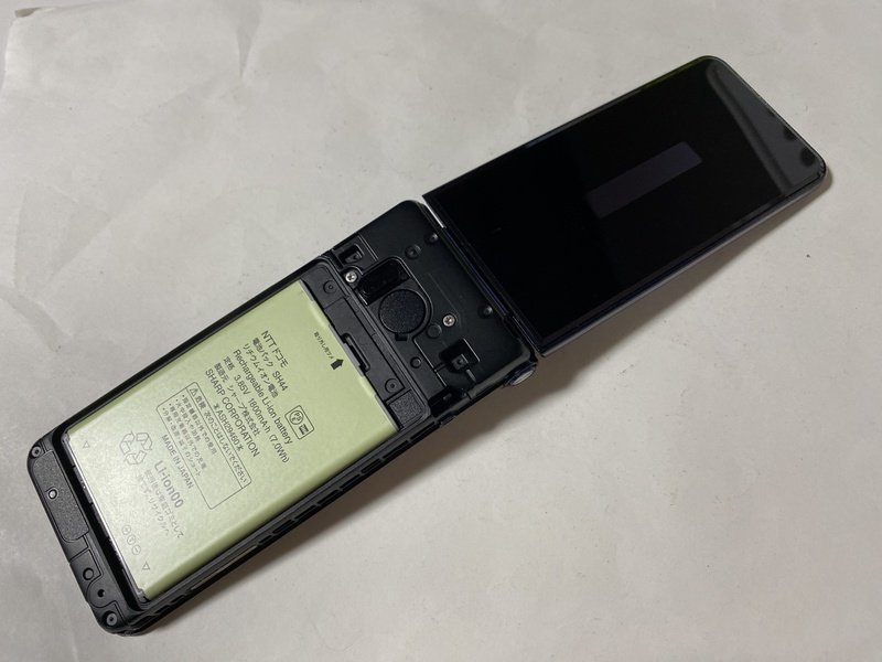 IF409 docomo SH-02K 8GB ブルーブラック_画像2