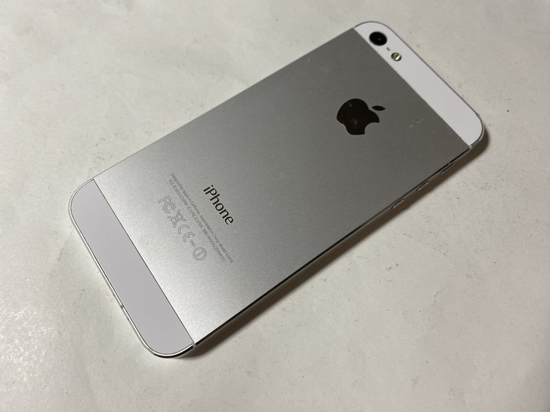 IF705 au iPhone5 64GB ホワイト ジャンク ロックOFF_画像2