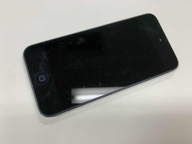 JG645 iPod touch 第5世代 A1421 ブラック ジャンク_画像1