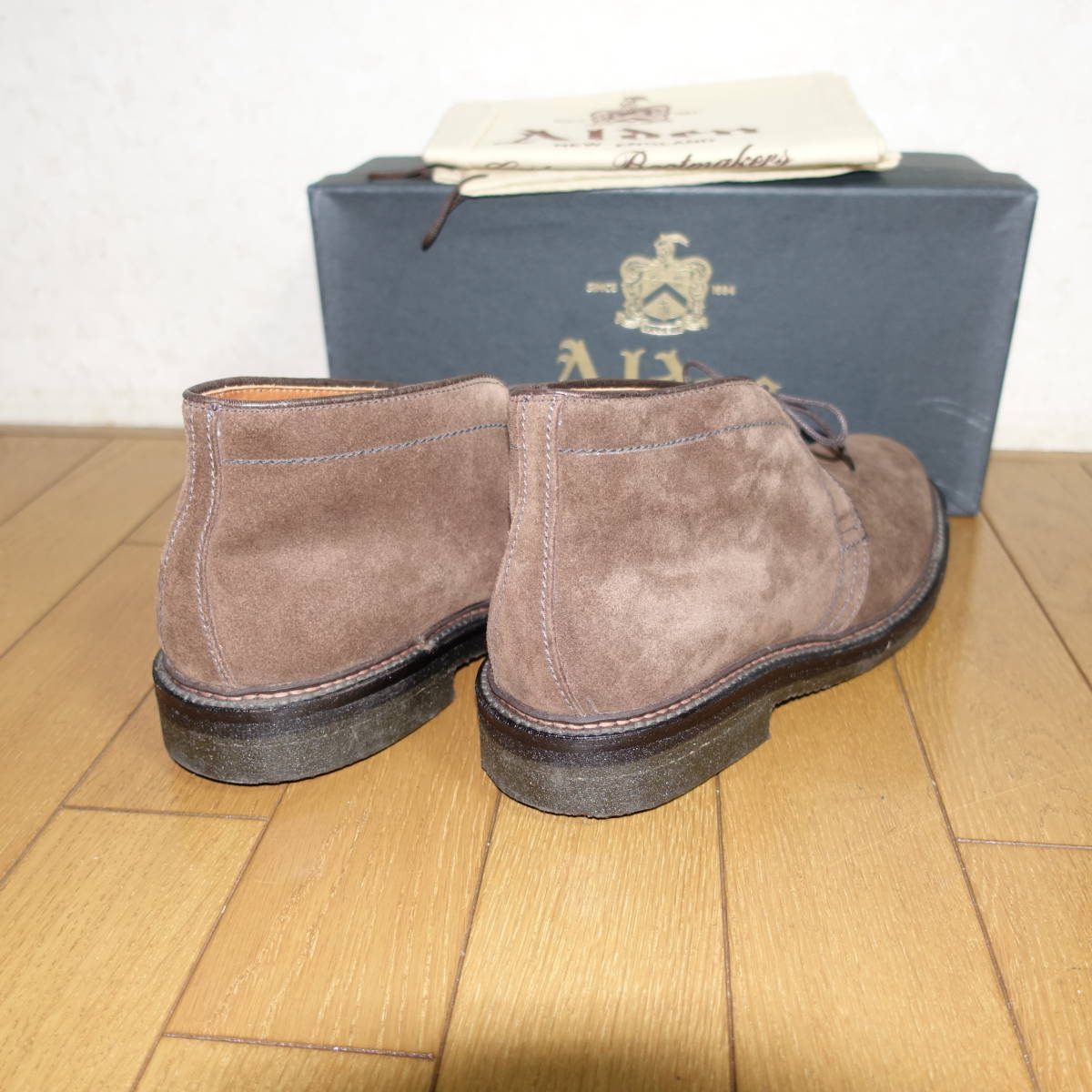 Bibian 比比昂- Alden スエードチャッカブーツ1379 茶8D Bibian 比比昂- Alden スエードチャッカブーツ1379 茶8D