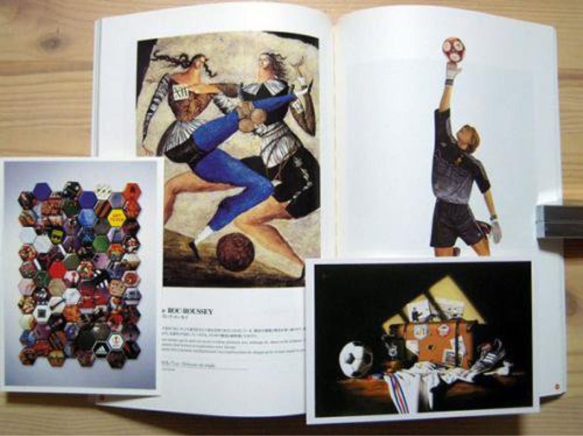 〈図録〉 『アディダス アート フィーバー展』ポストカード付　※2002年日韓ワールドカップ。アーティスト54人の作品が全カラーで