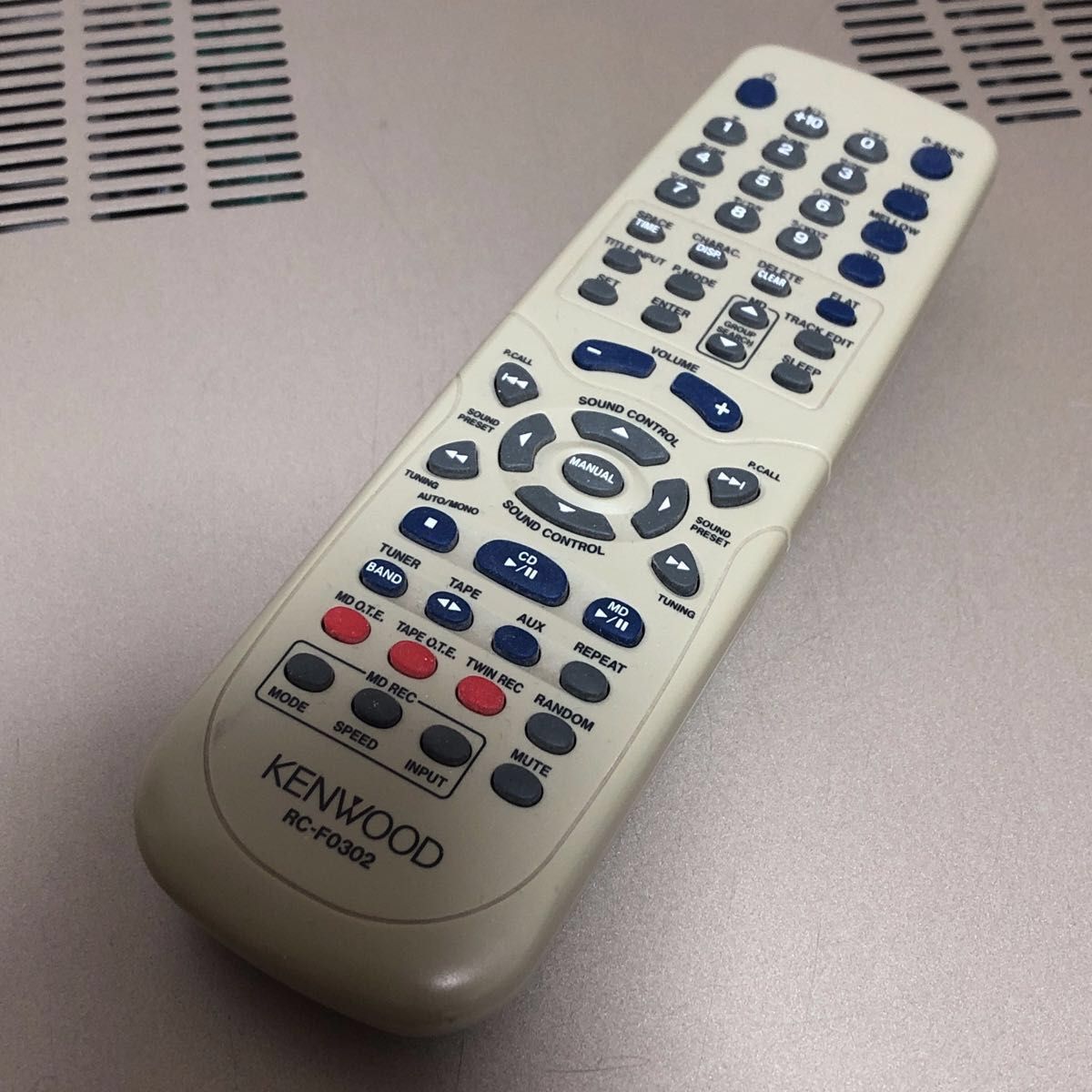 KENWOOD システムコンポ R-K700本体 CD・MD動作品 2007年製 KENWOOD システムコンポ R-K700本体 CD・MD動作品 2007年製