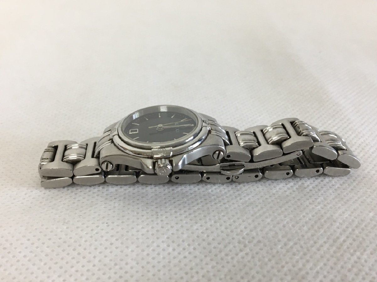 【D-1589】GUCCI グッチ クォーツ 腕時計 9040L ブラック文字盤 デイト 現状品【千円市場】_画像3