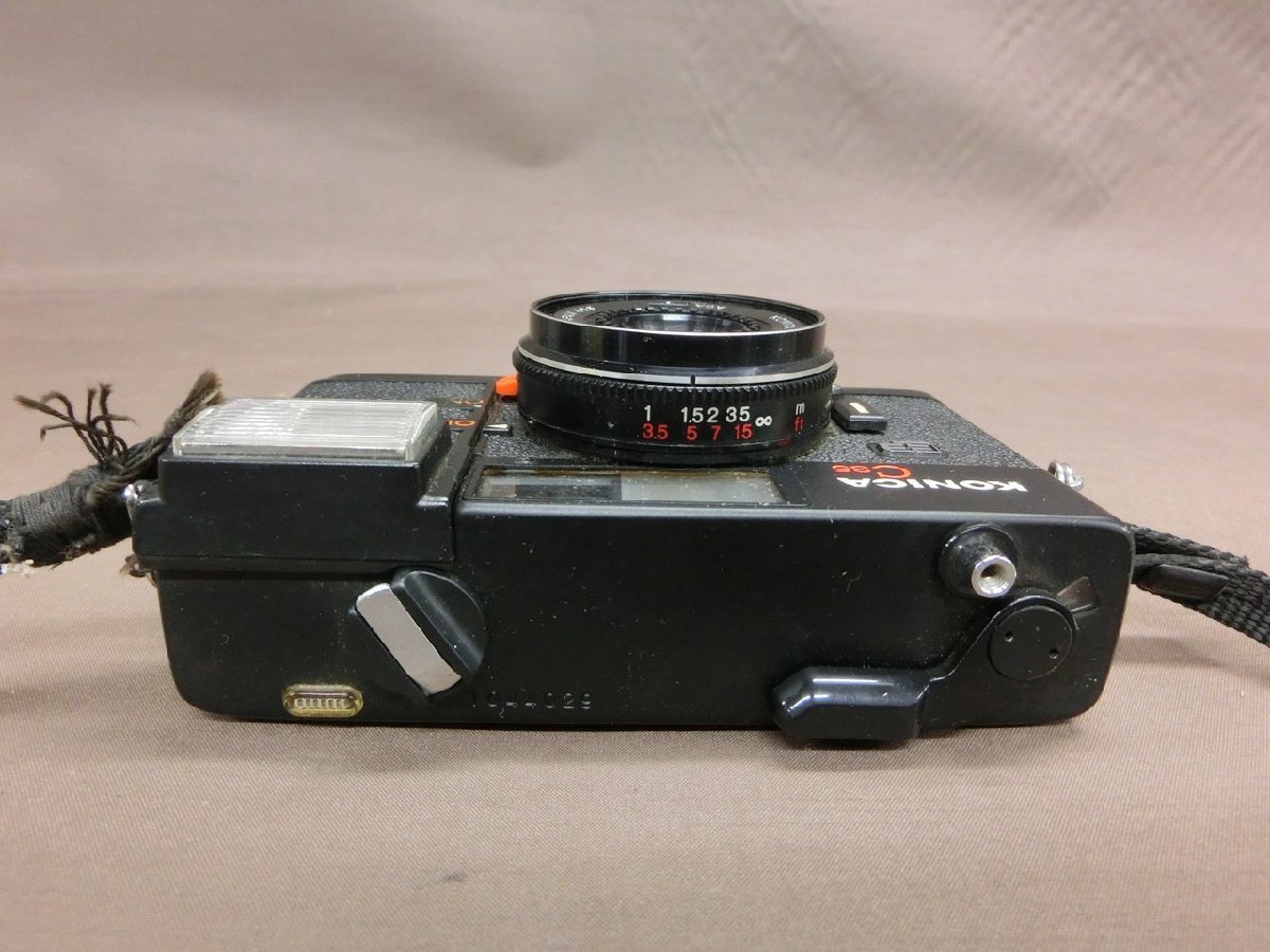 【NA-2950】KONICA C35 HEXANON　38mm F2.8 フィルムカメラ レンズ カメラ セット ケース付き 現状品【千円市場】_画像5