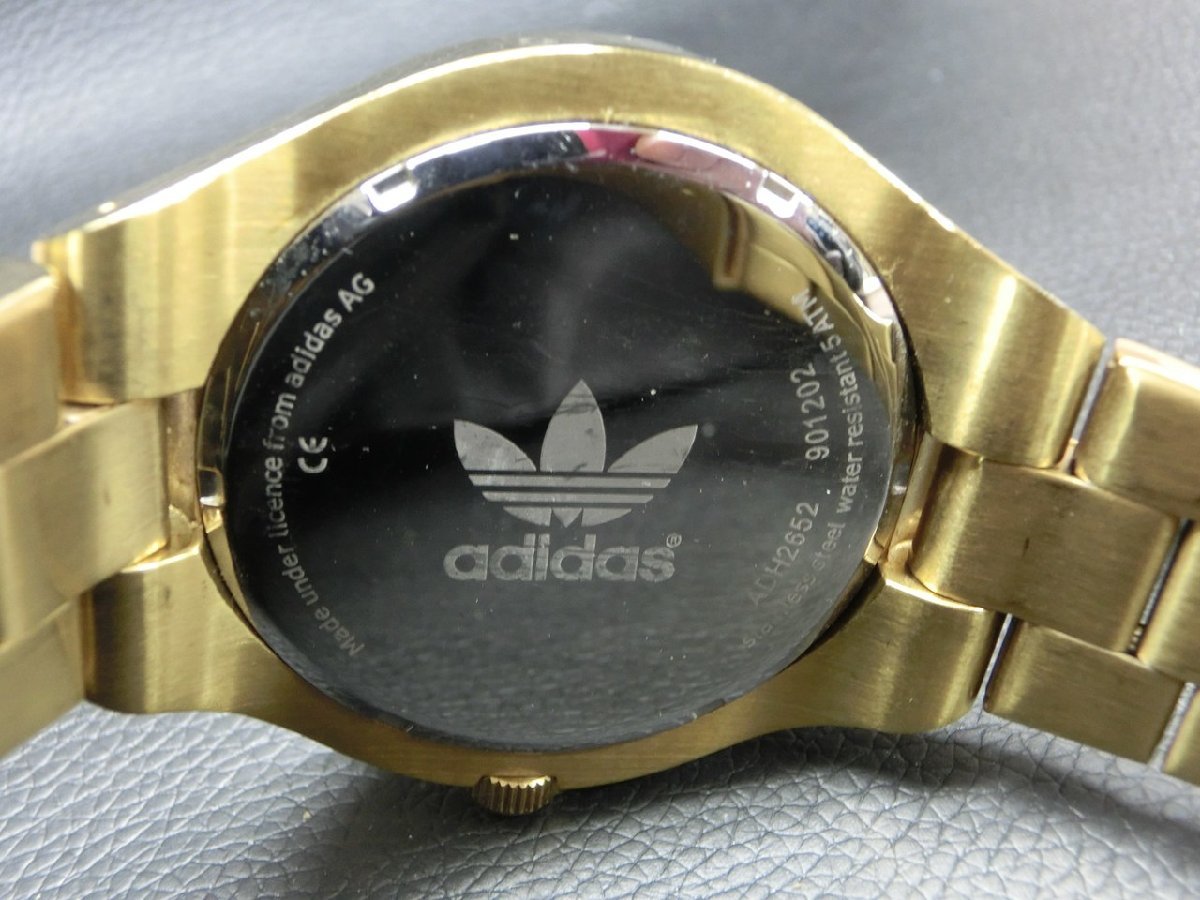 【WV-0021】adidas メルボルン ADH2652 クォーツ 腕時計 メンズ 中古 アディダス ゴールド×ブラック ビッグフェイス 現状品【千円市場】_画像3