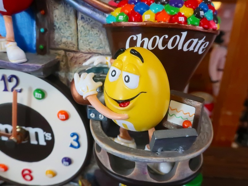 爆レア★絶版★m&m's エムアンドエムズ ダンバリーミント クロック 置時計 城型工場 1点のみ_画像5