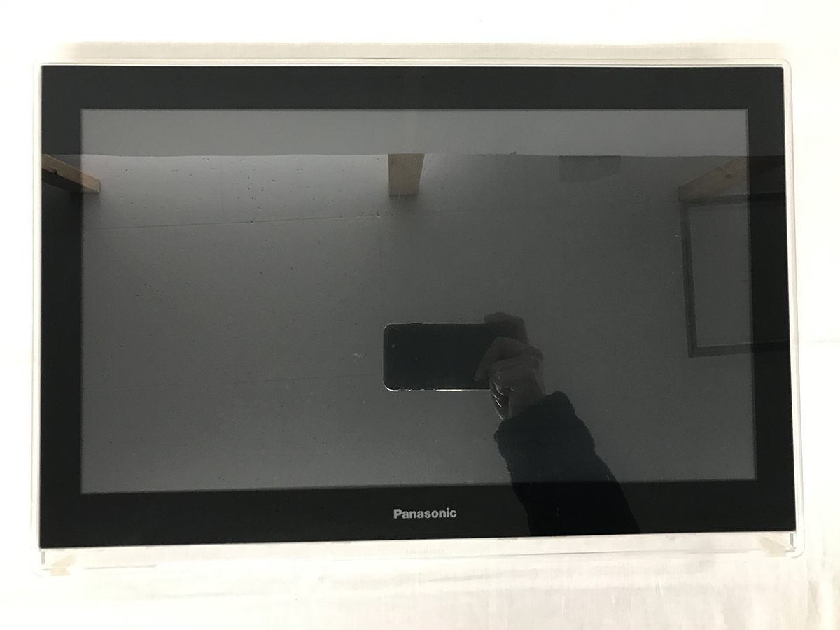 ジャンク■通電、表示OK★Panasonic ポータブルテレビ プライベート・ビエラ 10V型 UN-10E8★リモコン欠品★送料無料_画像1