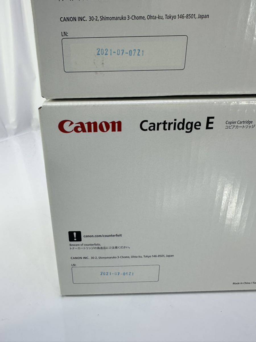 Canon キャノン 純正トナーカートリッジ 　CRG-EBLK CRG-E30BLK 　ブラック×各2個 　製造 2021.05.07　パッケージ汚れ、傷あり_画像4