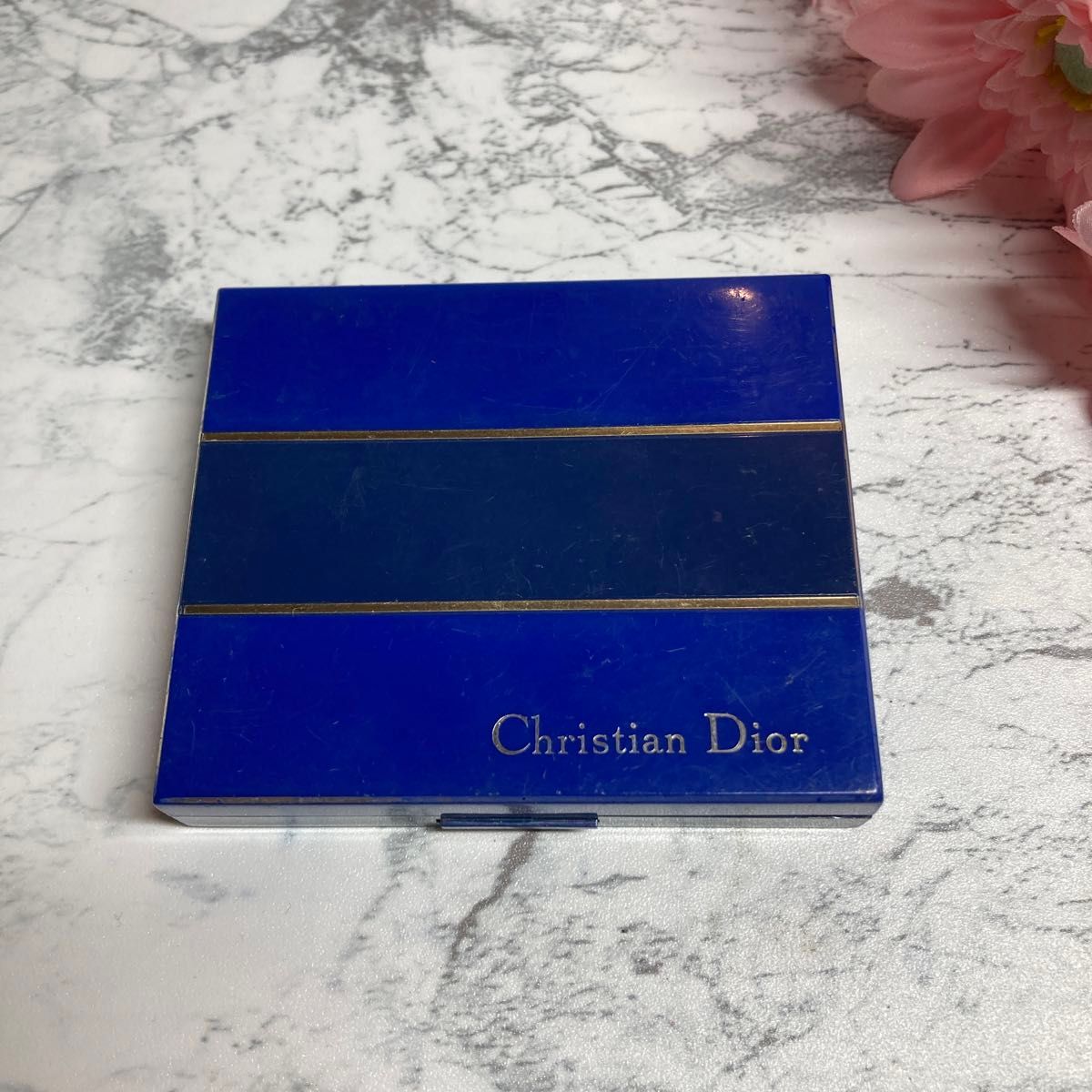 【Dior/アイシャドウ】ディオールサンククルール901 人気　コスメ　デパコス
