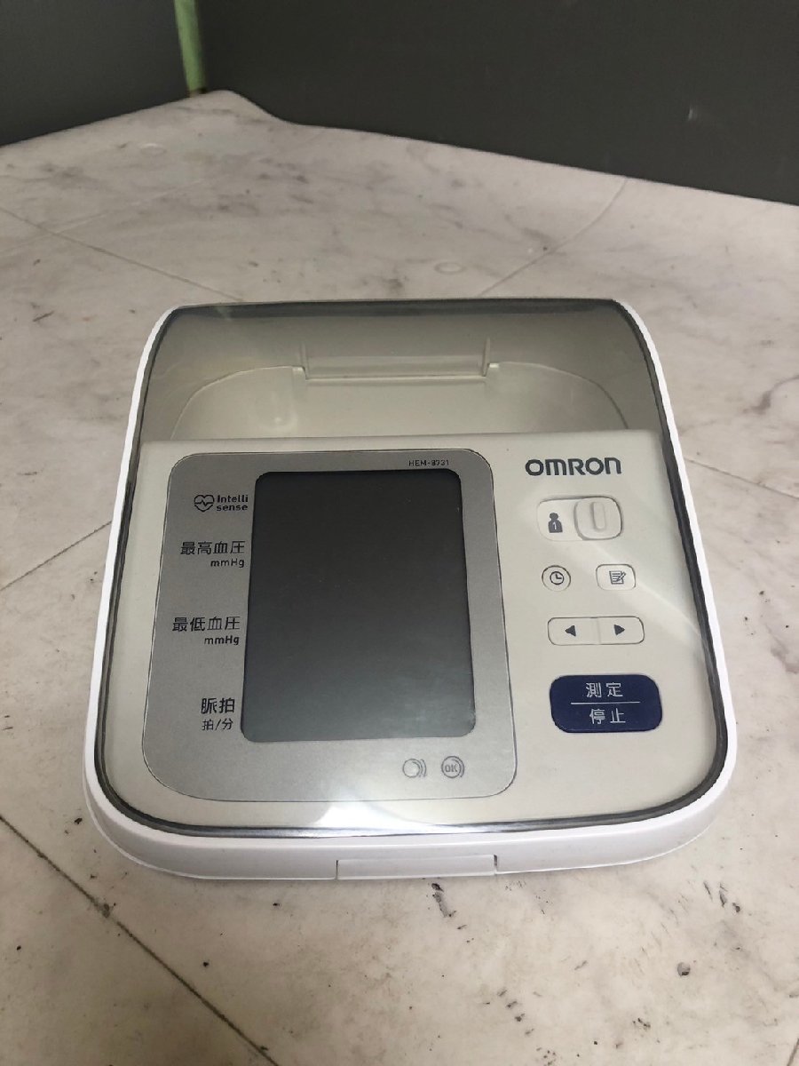 YI020056 OMRON/オムロン上腕式血圧計 HEM-8731 ヘルスケア 測定器 直接引き取り歓迎_画像3