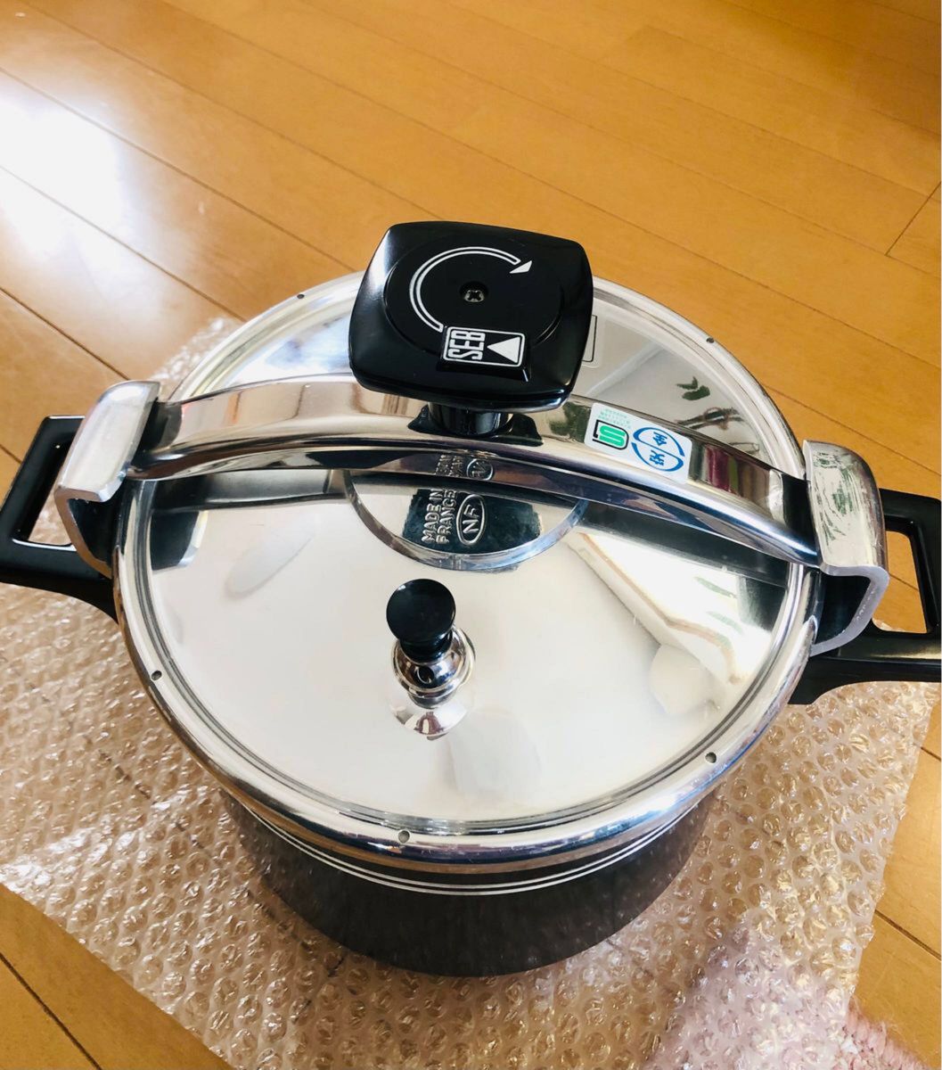 SEB セブジャパン 家庭用圧力鍋 濃紺 フランス製 6L アルミ製 SEB セブジャパン 家庭用圧力鍋 濃紺 フランス製 6L アルミ製