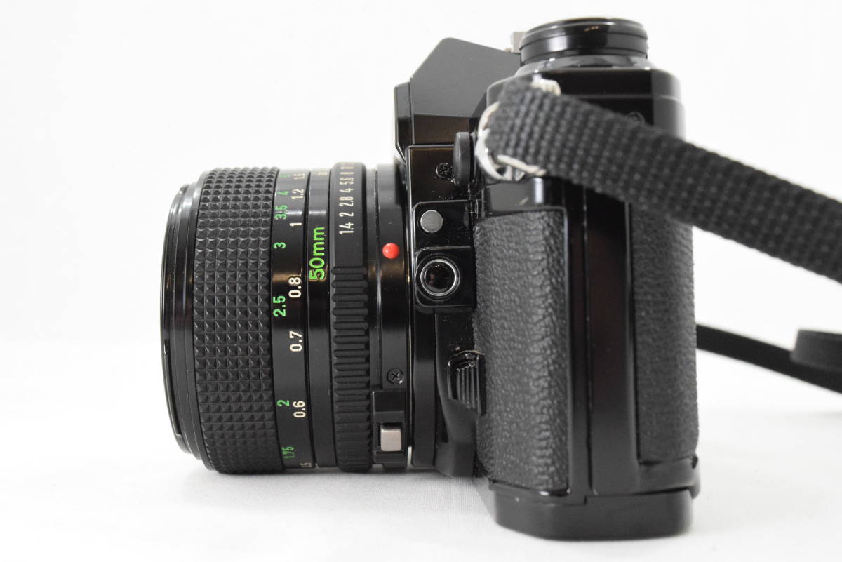 ■外観美品■ Canon キヤノン AE-1 FD 50mm f1.4 70-210mm f4 35-105mm f3.5 SPEEDLITE A177 キャノン ストロボ フィルム レンズ セット_画像3
